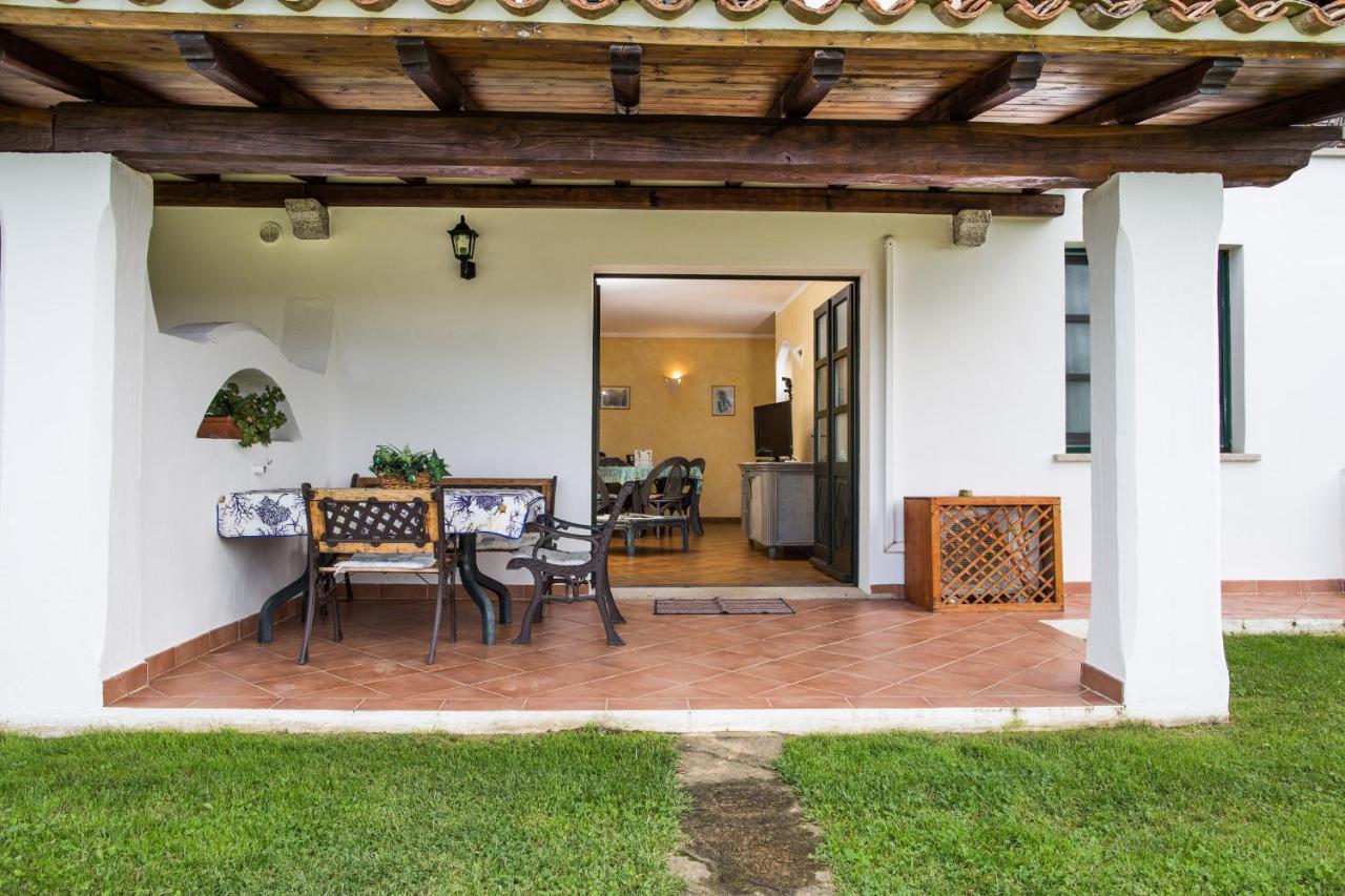 Villa Iris With Pool Baia Sardinia Exteriér fotografie